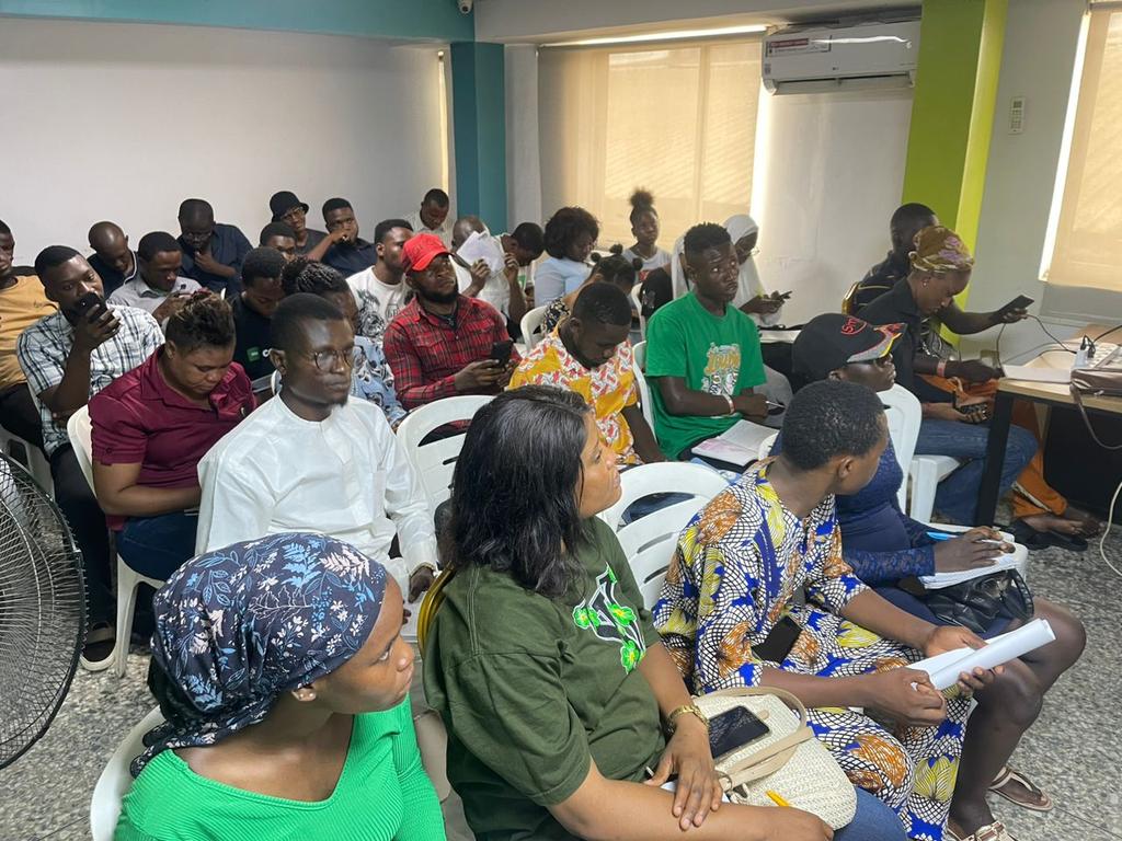 _Hameedahhh_'s tweet photo. Day 4 as a trainee @EdubridgeNG π€π
The past 3 days have been an amazing one.π
#Edubridgeupskilltraining
#Edubridgedigitalmarketing
@EdubridgeNG https://t.co/jQh5uZpmMZ
