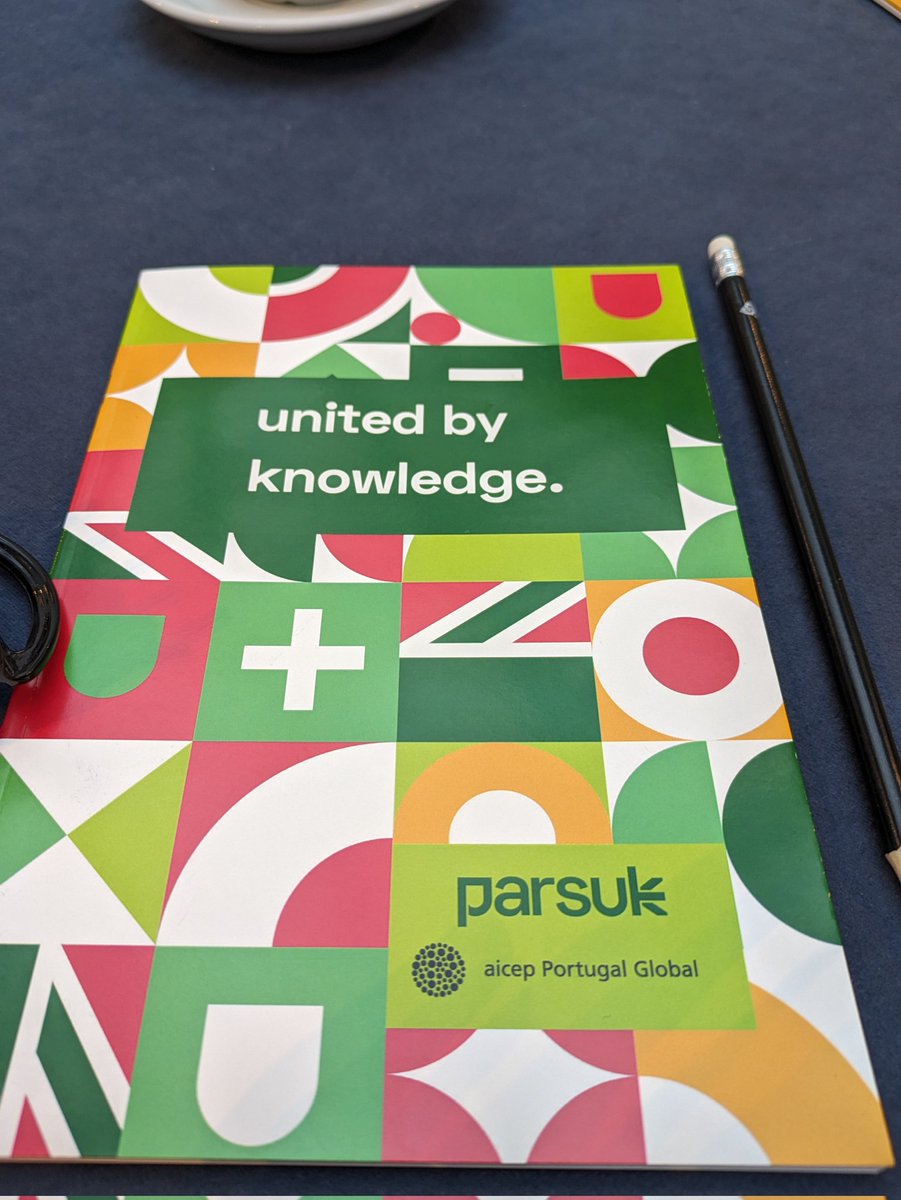 ines_perpetuo's tweet image. Sala cheia para ouvir a Raquel Oliveira a viajar pelo passado da #PARSUK #LUSO2023