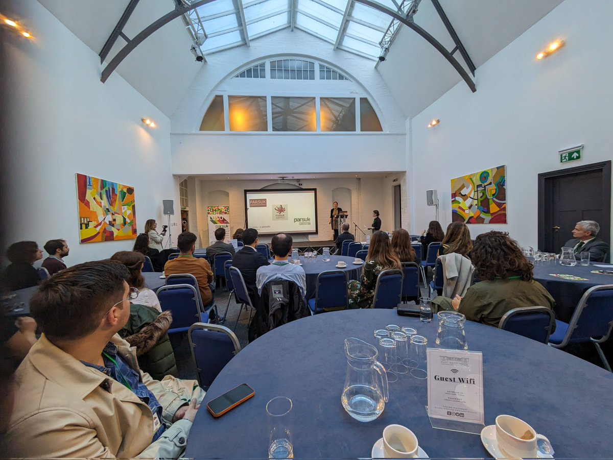 ines_perpetuo's tweet image. Sala cheia para ouvir a Raquel Oliveira a viajar pelo passado da #PARSUK #LUSO2023