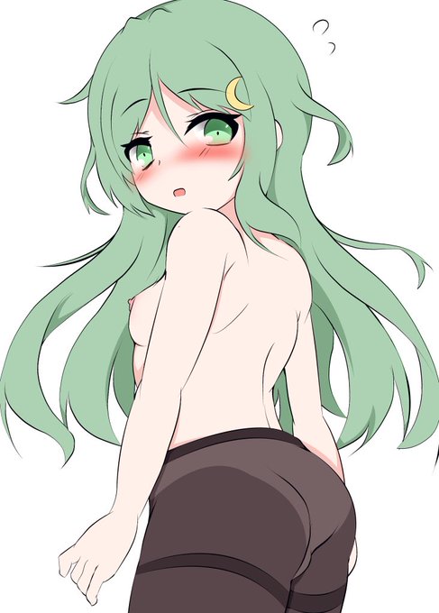 #長月ちゃんのちっぱいが見れるタグ
🌙「た…タイツだけは勘弁してくれないか?」 