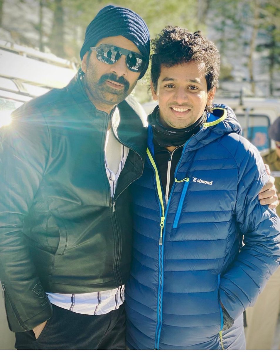 Balupu Praveen (@balupupraveen) on Twitter photo Wishing our Captain - The Director <a href="/Karthik_gatta/">Karthik Gattamneni</a> garu a very Happy Birthday🦅
May your year be filled with #MassiveEruption of success, health and happiness.
- Team #Eagle
<a href="/RaviTeja_offl/">Ravi Teja</a> <a href="/vishwaprasadtg/">Vishwa Prasad</a> <a href="/KavyaThapar/">Kavya Thapar</a> <a href="/anupamahere/">Anupama Parameswaran</a> <a href="/vivekkuchibotla/">Vivek Kuchibhotla</a>
#HBDkarthikgattamaneni #raviteja Wishing our Captain - The Director <a href="/Karthik_gatta/">Karthik Gattamneni</a> garu a very Happy Birthday🦅
May your year be filled with #MassiveEruption of success, health and happiness.
- Team #Eagle
<a href="/RaviTeja_offl/">Ravi Teja</a> <a href="/vishwaprasadtg/">Vishwa Prasad</a> <a href="/KavyaThapar/">Kavya Thapar</a> <a href="/anupamahere/">Anupama Parameswaran</a> <a href="/vivekkuchibotla/">Vivek Kuchibhotla</a>
#HBDkarthikgattamaneni #raviteja