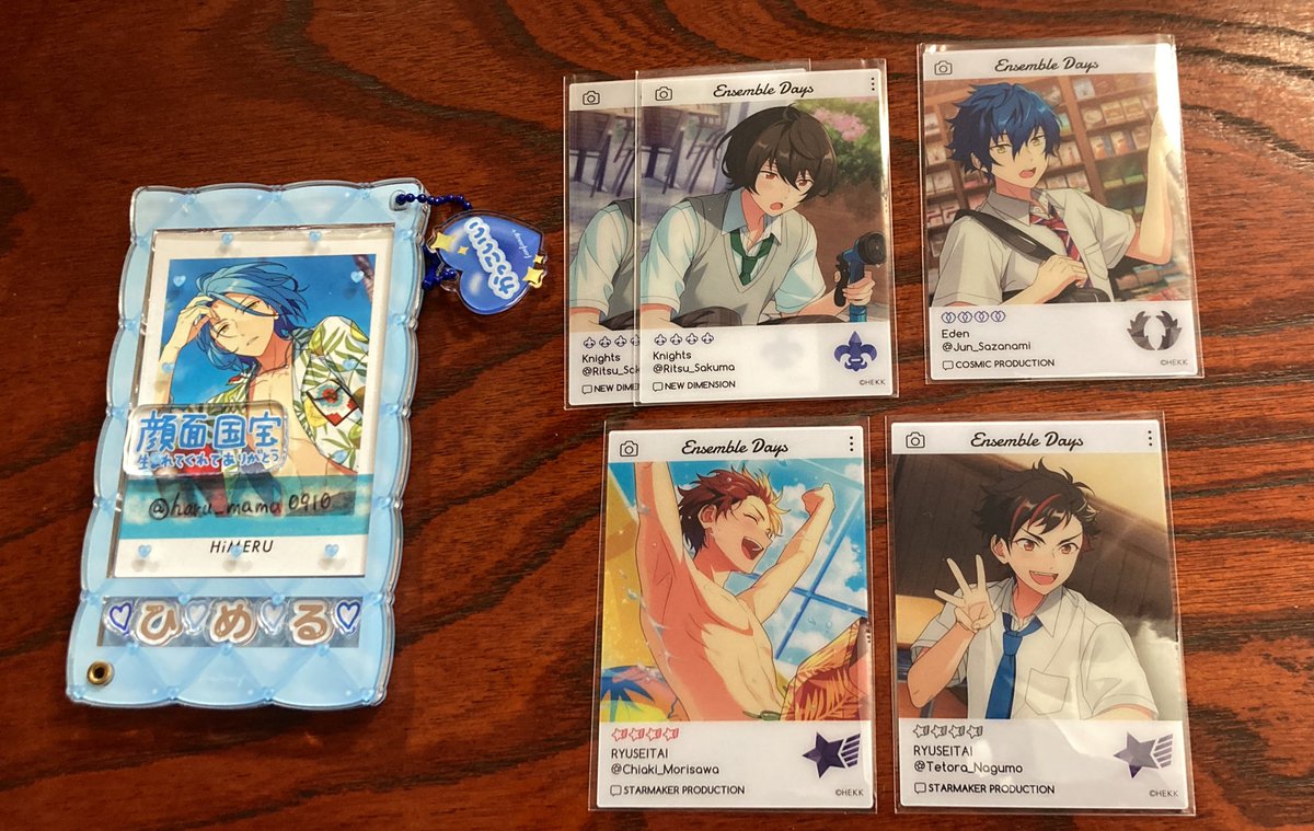 あんスタ エモカ 交換＞譲渡

譲＊凛月 ジュン 千秋 鉄虎

求＊HiMERU(HiMERU含む場合のみ斑)
郵送2~ 名古屋手渡し1~
譲渡の場合
纏めてのみ