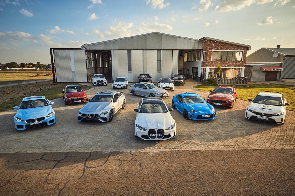 IamKumbi's tweet photo. This morning on @Radio702 Weekend Breakfast we review the Alfa Romeo Stelvio and discuss Topgear Speed week.
#TopGearSASpeedWeek
#SpeedWeekNorthWest
#TGSASpeedWeek
#DriveYourStory https://t.co/XDy8RnBCiG