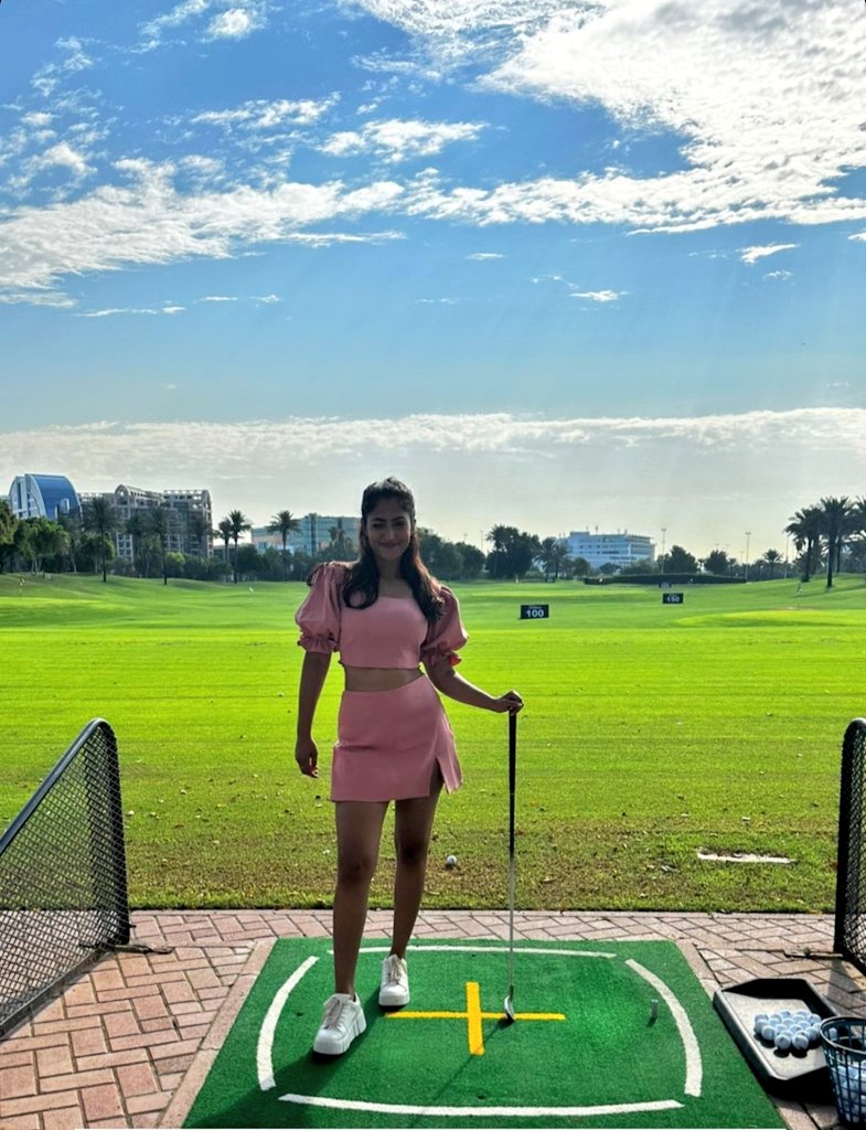 Beauty at #Golf Court 🏌️⛳
#RebaMonicaJohn ❤️🤩🛐

#Reba #RebaMonica #Actressworld #GolfLife 
#golffashion #golfcourse