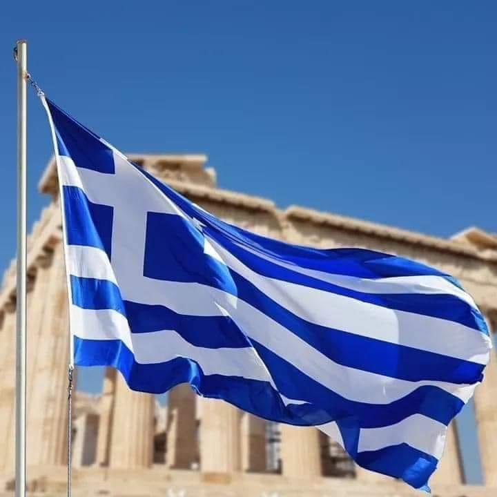 stergios71's tweet photo. Χρόνια πολλά Ελλάδα!
Χρόνια πολλά Έλληνες!
Τιμή και Δόξα στους Ήρωες του 1940! 
Οι σημαίες ψηλά, Η Ελλάδα ψηλά! https://t.co/62ondBZzT7