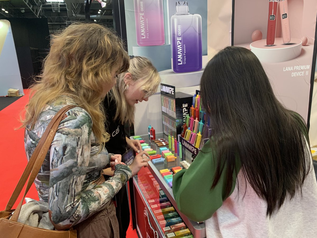Lanapods's tweet photo. LANAVAPE Our booth's at S64, we'd love to see you there if you have the time!
#VaperExpoUK #VaperExpoUK2023 #VapingExpo #VapeLife #VapeTech #VapeOn #VapeFam #VapeCommunity #VapeNation #ExperienceTheFuture #Vaper #BigEvent https://t.co/6fbFaMTeDi