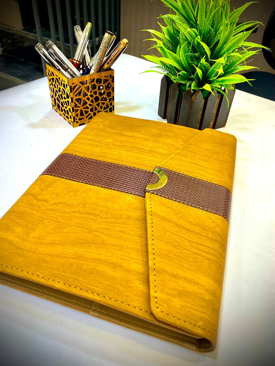 Jalandiary's tweet image. "Today is a new day, full of endless Possibilities".

You Tube
lnkd.in/d-S4KaBZ
Facebook
lnkd.in/df9EmaUv
Linkedin
lnkd.in/deRZ4VQ2
Instagram
lnkd.in/d7Tn3h92
Twitter
lnkd.in/dvWyTcQg

#journalcommunity #notebooks #corporate #diwaligifts