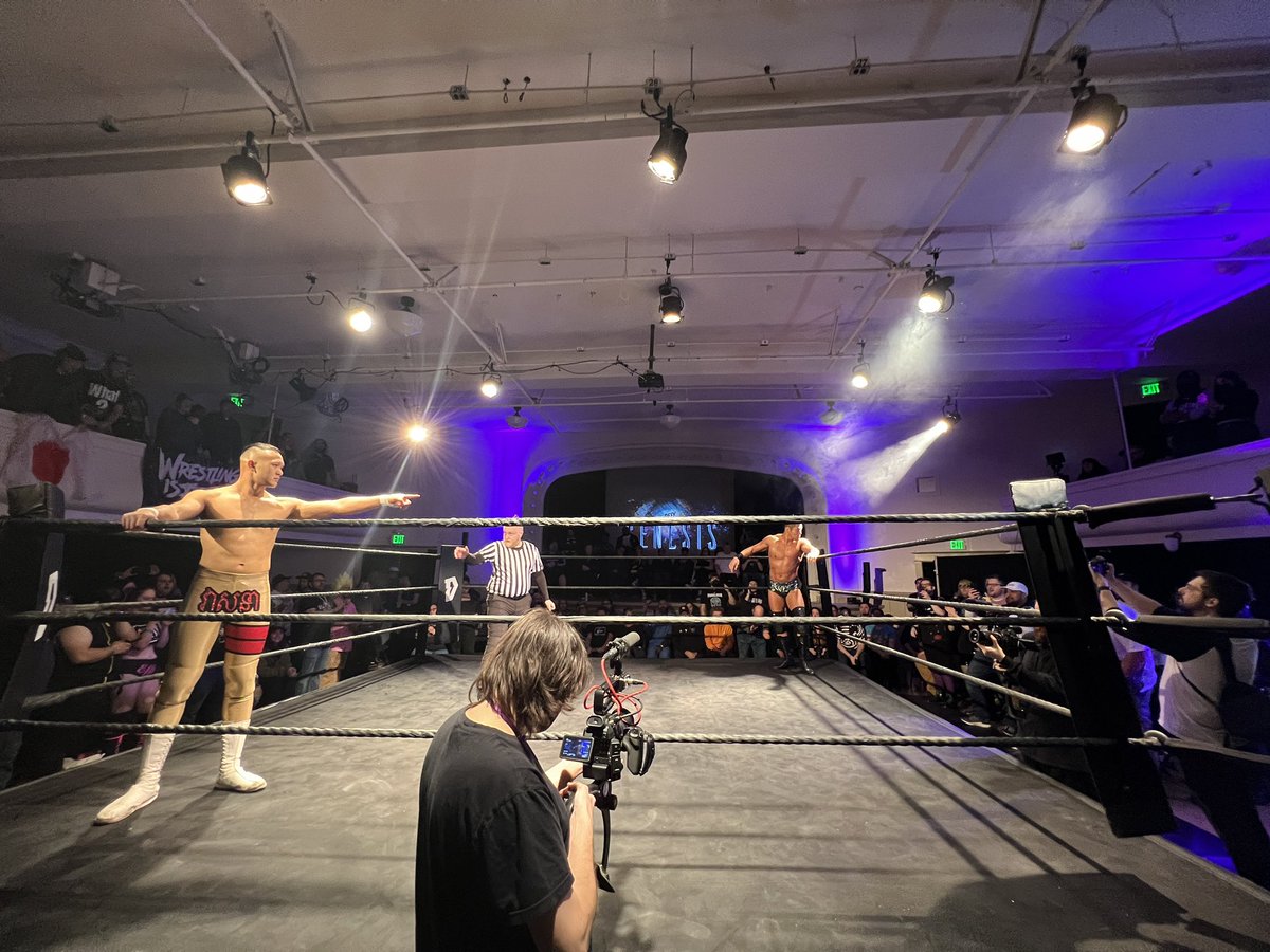 JoeyJohnela's tweet photo. @seiyasanada is here at @defyNW vs @ClassicChhun #DefyGenesis https://t.co/1rzULhlLoW
