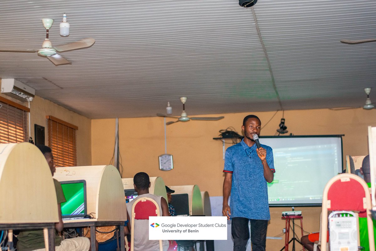 judith_etugbo's tweet photo. #GoogleAndroidComposeCamp
@dsc_uniben 
#gdsc
Starting from the speaker to the core team did a great job making the event a success 
#Leadfacilitator https://t.co/OpiEPBLMdV