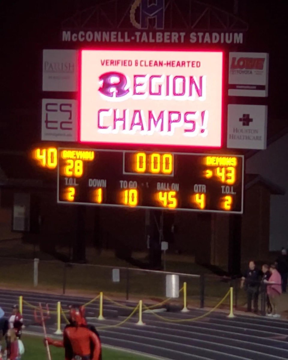 sportsguymarv's tweet photo. Looooooooongest game I’ve been too all year. https://t.co/aHEEO0sZ2x