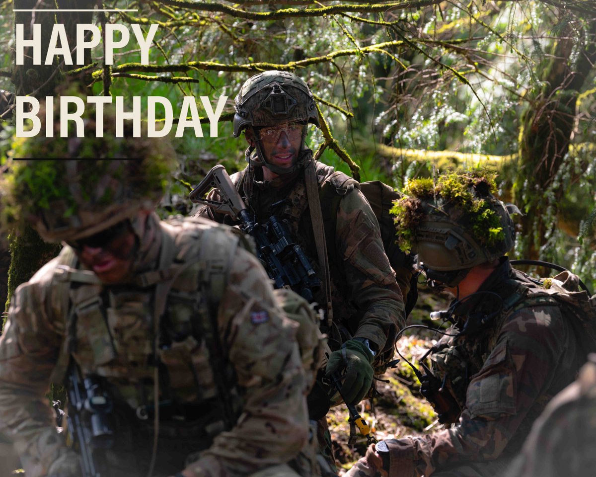 🏴󠁧󠁢󠁥󠁮󠁧󠁿 We wish our dear colleagues of the <a href="/RoyalMarines/">Royal Marines</a> a happy 359th birthday. The Dutch Marine Corps and the Royal Marines have been working closely together for many years, looking forward to many more years to come!  

#QPO
#Verbondenheid 
#KorpsMariniers