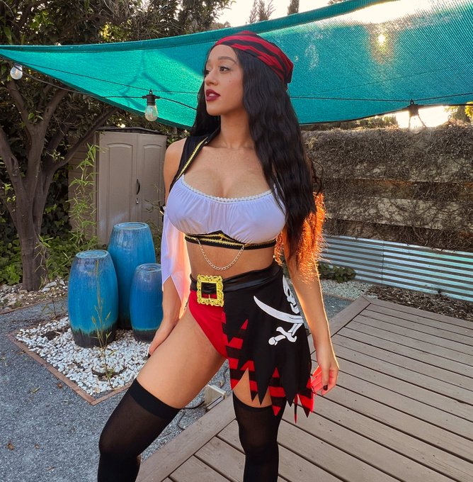 Are you after my precious Booty!!!?? https://t.co/kW0HfJP92l<a href="/tag/mvsales"class="tags"><span>#mvsales</span></a>