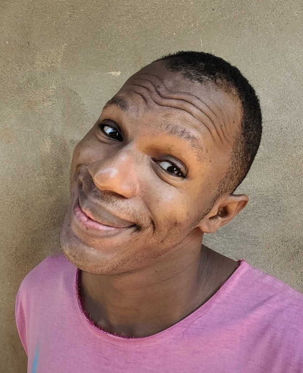 Emmanue78527656's tweet photo. Rich man pikin go think say nah clown. https://t.co/J9vkNZCI43