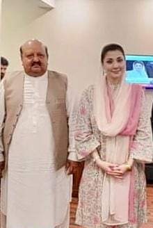 TariqQasmi10's tweet photo. دختر پاکستان @MaryamNSharif  کو سالگرہ کا دن  بہت بہت مبارک ہو🎂🎉
 #HBDMaryamNaw https://t.co/wsF7nLv8mv