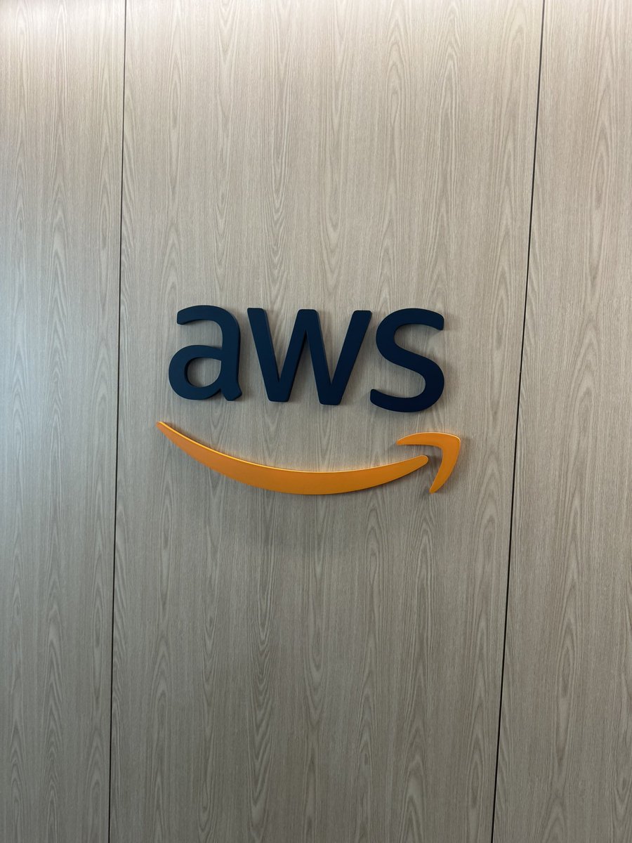 AWS Community Day 2023 with @AWSKorea @awskrug
#awskrug #awscommunityday #AWS