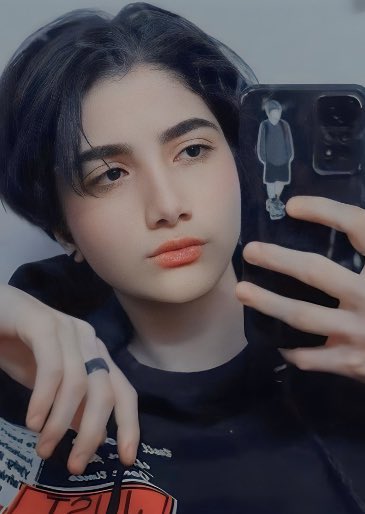 its__violet_'s tweet photo. خواهرم تورو از ما گرفتن دادن به کی؟!💔
#آرمیتا_گراوند 
#مهسا_امینی https://t.co/zRC1e9Zhy1