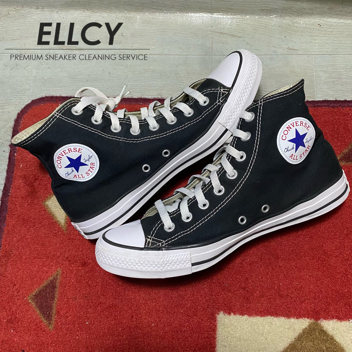 ellcypremiumscs's tweet image. Before: My shoes were a hot mess, just like my life.

After: Clean shoes, same messy life. 

At least we’re taking one step forward! 🤭 #ellcypremiumscs