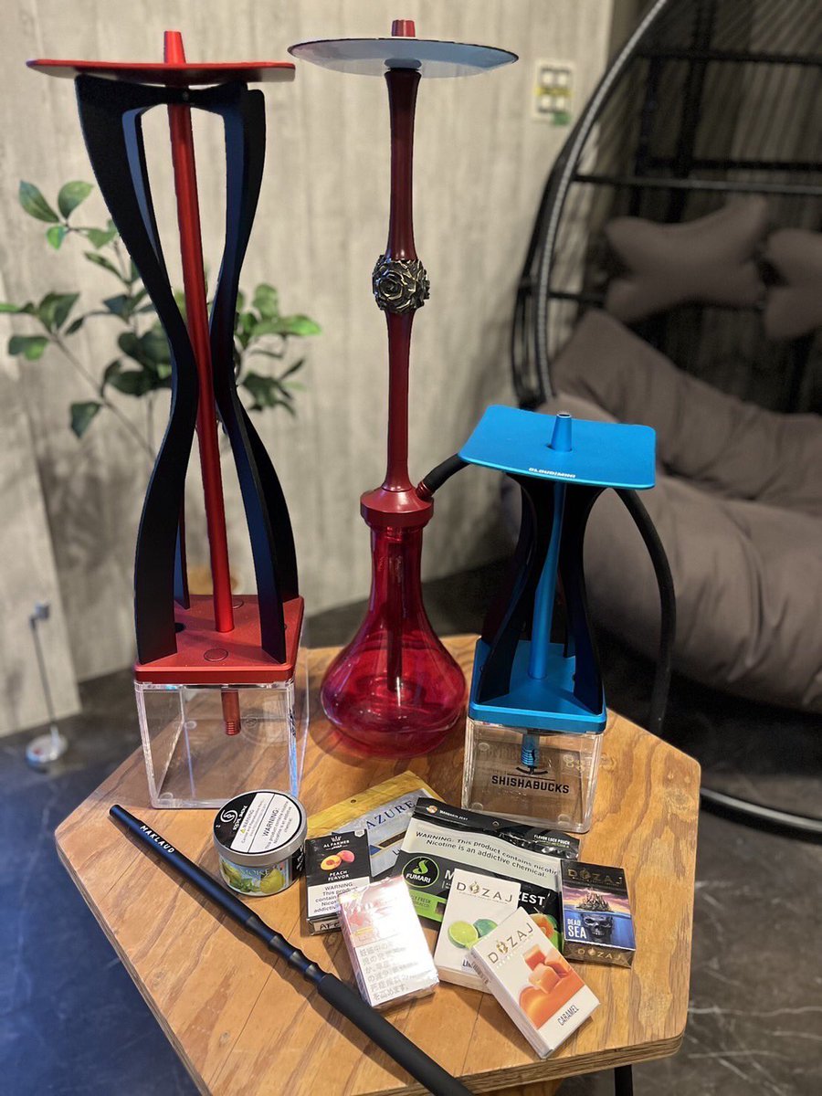 Gallery Smoke　本日は14時から0時まで営業中です🤗
今日も美味しいシーシャとカクテルで
まったりしに来て下さい✨
お電話でのお席予約も可能です！
07043996063 🤙☎️
#赤羽　#シーシャ　#大宮　#川口
#池袋 #志茂　#十条　#Bar