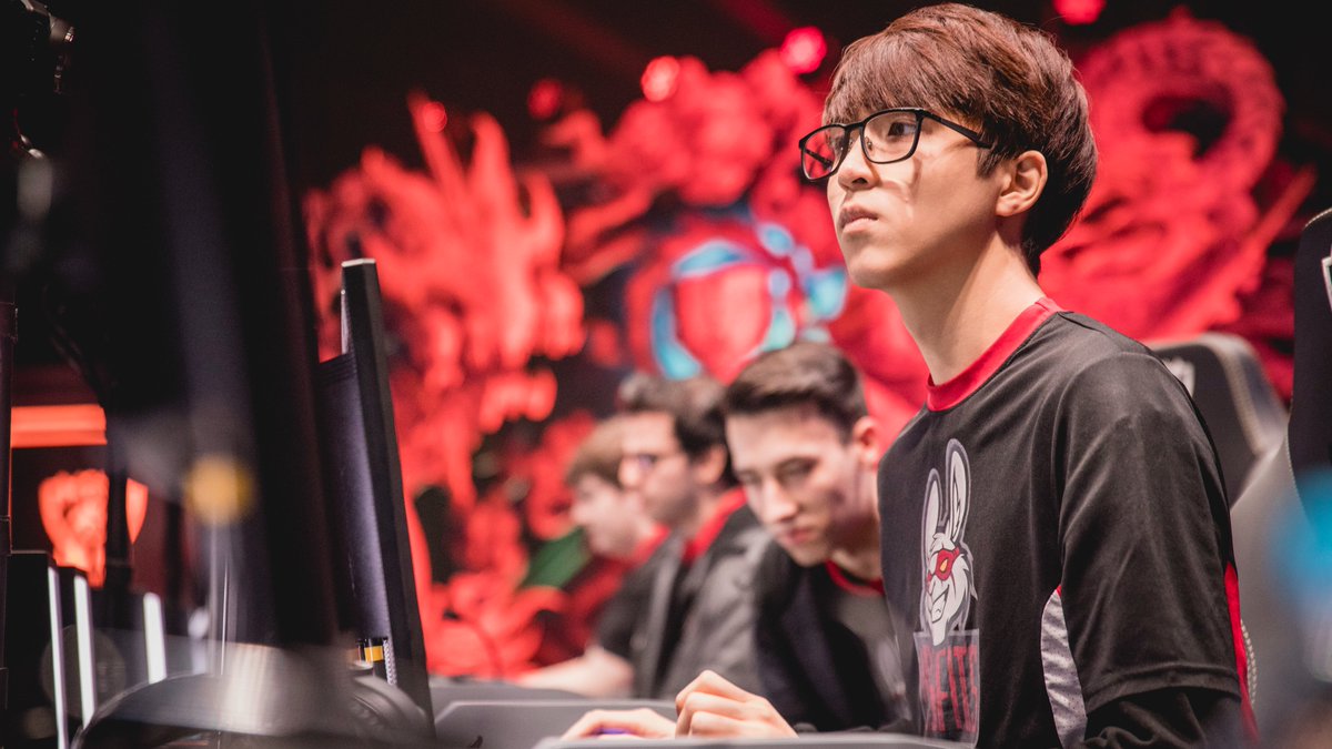 lolesports's tweet photo. 6 years ago at #Worlds2017: https://t.co/eAobo2Q1Jp