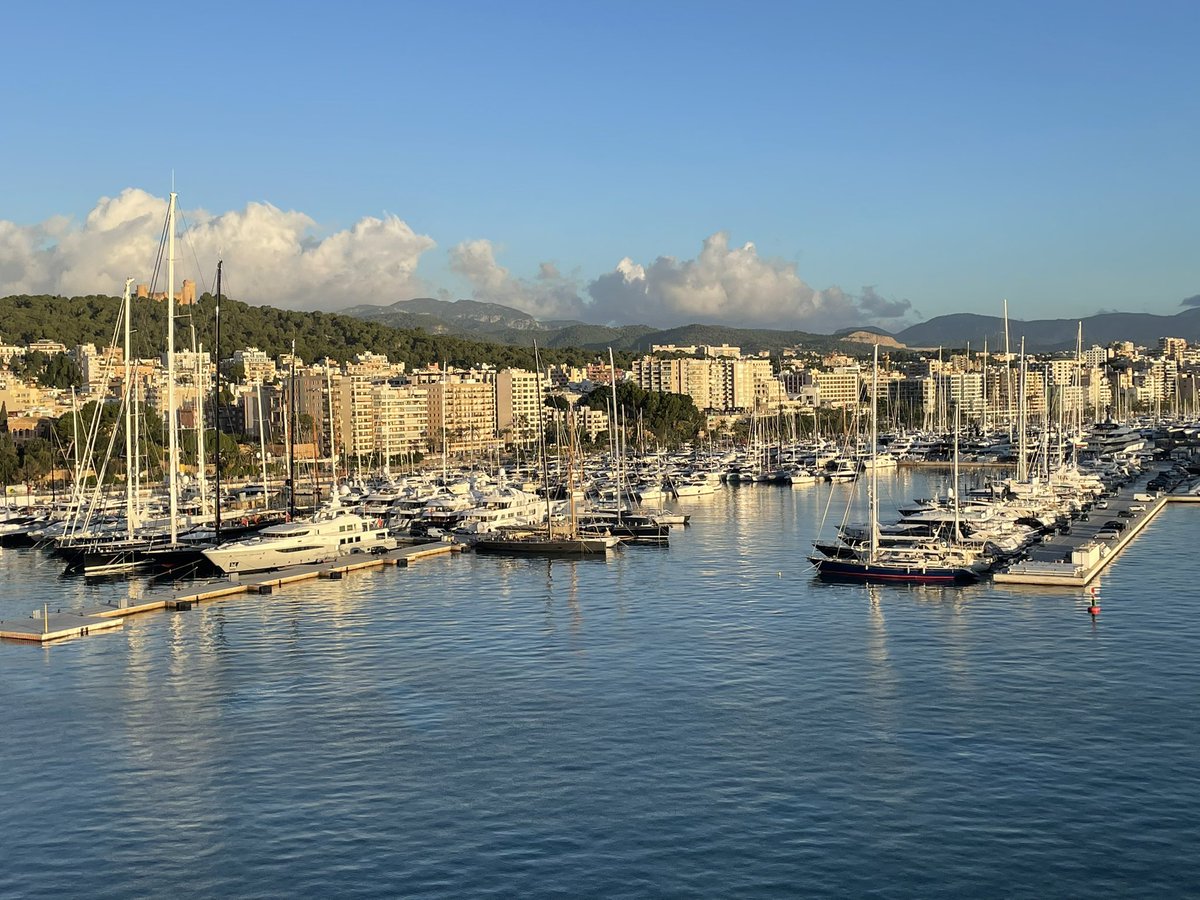 travelblogjamie's tweet image. Good morning from @TUIUK Marella Voyager and the gorgeous Palma de Mallorca. What a beautiful start to the day ❤️ What does your day / weekend hold in store? 

#marella #cruise #travelblogjamje