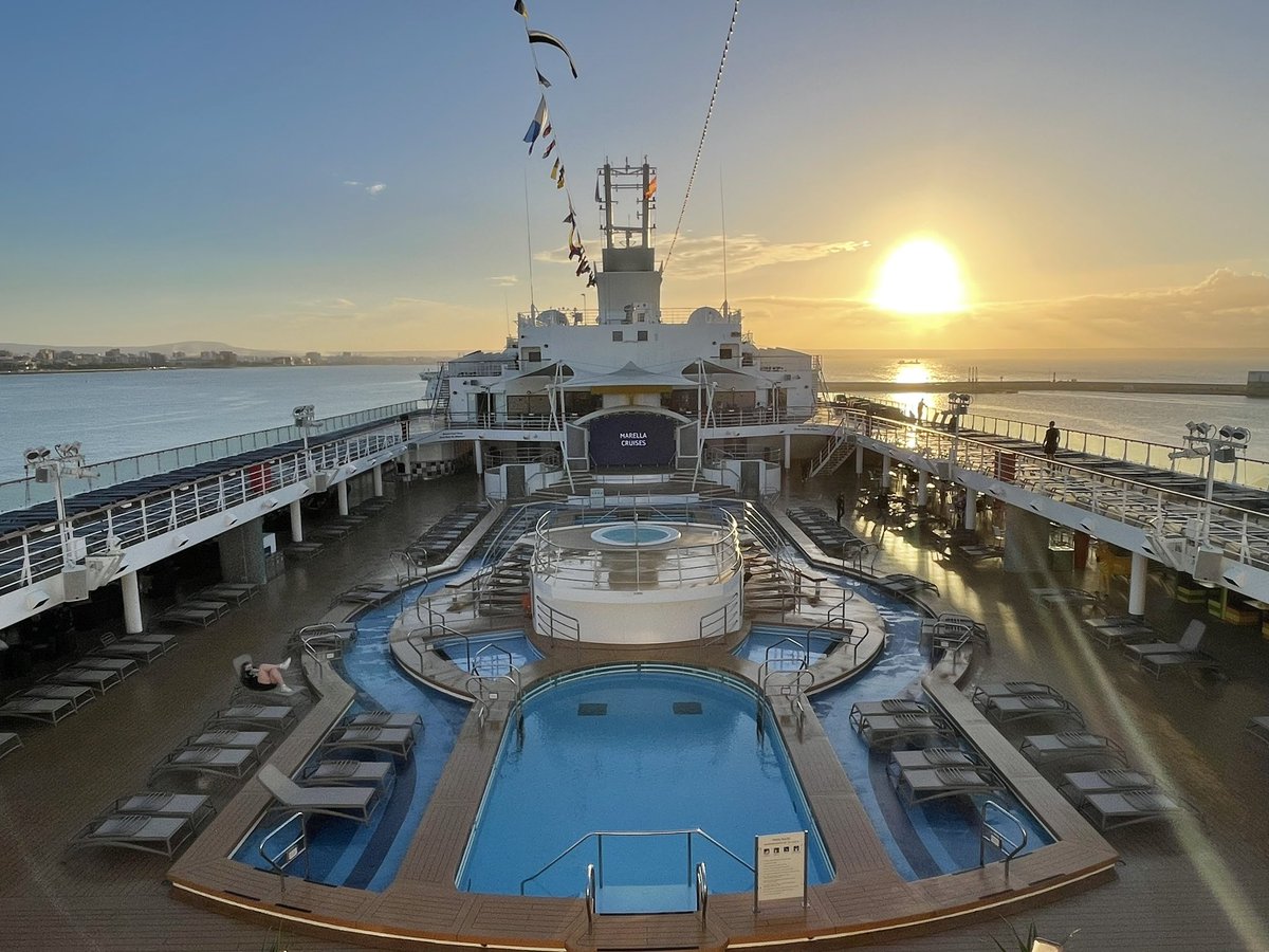 travelblogjamie's tweet image. Good morning from @TUIUK Marella Voyager and the gorgeous Palma de Mallorca. What a beautiful start to the day ❤️ What does your day / weekend hold in store? 

#marella #cruise #travelblogjamje