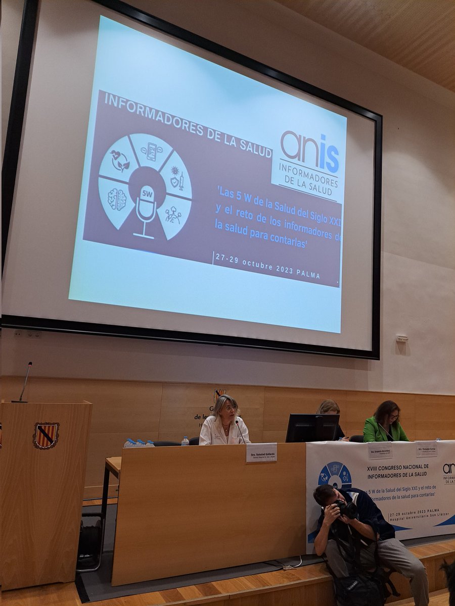 Inauguración de la segunda jornada del congreso #ANIS23 #anis2023 Mucho esfuerzo, mucho trabajo, mucha ilusión, mucha gente talentosa reunida. Este año, 164.