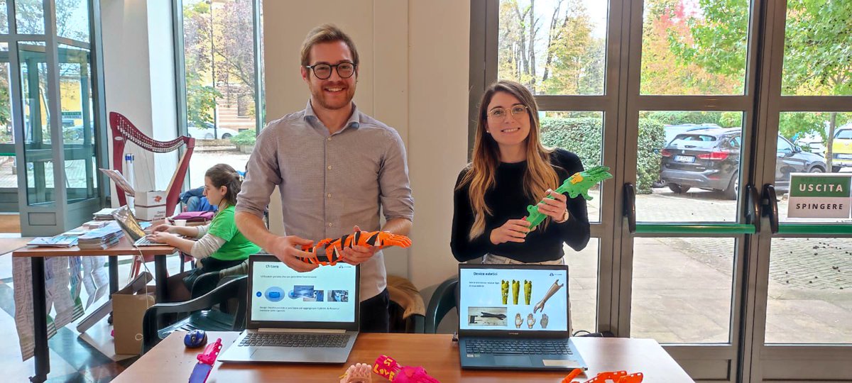NeuroLab UniGe (@neurolabunige) on Twitter photo On Thursday Danilo Canepa and <a href="/AmyBellitto/">Amy Bellitto</a> attended <a href="/AssAbilitando/">Abilitando Associazione</a> in Alessandria and helped spreading the mission of #iodounamano, #noprofit #association that helps #youths with #upperLimb #impairments #lowcost #prosthesis
iodounamano.org On Thursday Danilo Canepa and <a href="/AmyBellitto/">Amy Bellitto</a> attended <a href="/AssAbilitando/">Abilitando Associazione</a> in Alessandria and helped spreading the mission of #iodounamano, #noprofit #association that helps #youths with #upperLimb #impairments #lowcost #prosthesis
iodounamano.org