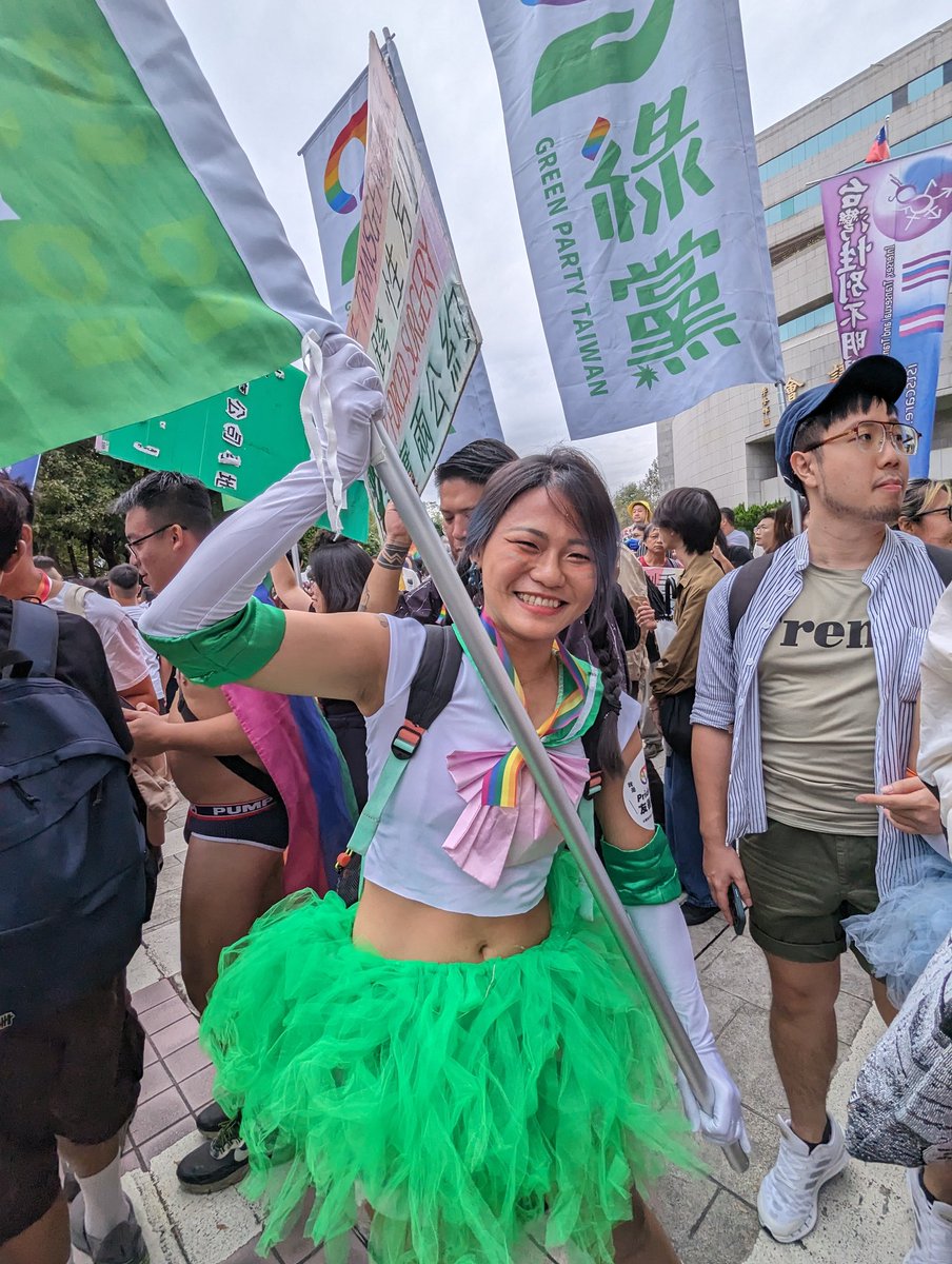 ghostislandme's tweet photo. We #StandWithDiversity at this year's #TaiwanPride in support of queer, disability, and minority rights 🏳️‍🌈 https://t.co/WqvZ0E0g8U