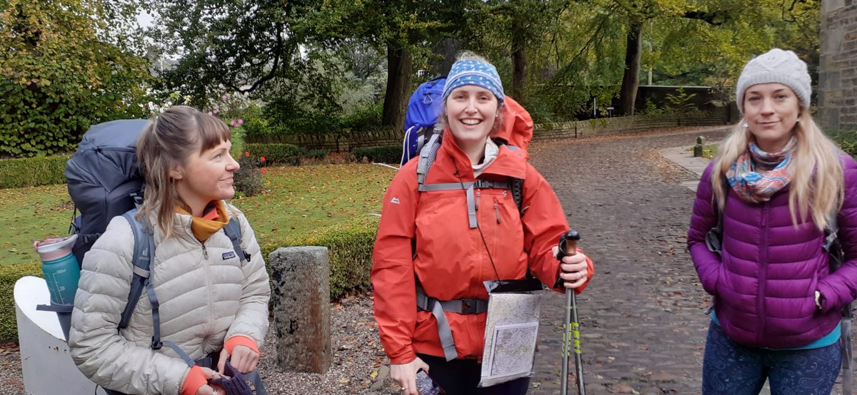 outreach_opera's tweet photo. We walked 51 miles (well, 54 actually) in 4 days this week!! In our fundraising efforts, we travelled the Lancashire Witches Walk from Barrowford to Lancaster Castle, through rain and shine. Here's Day 1 with lovely Alice Durrant and the wonderful @bencrickmusic https://t.co/fzCO9csNUn