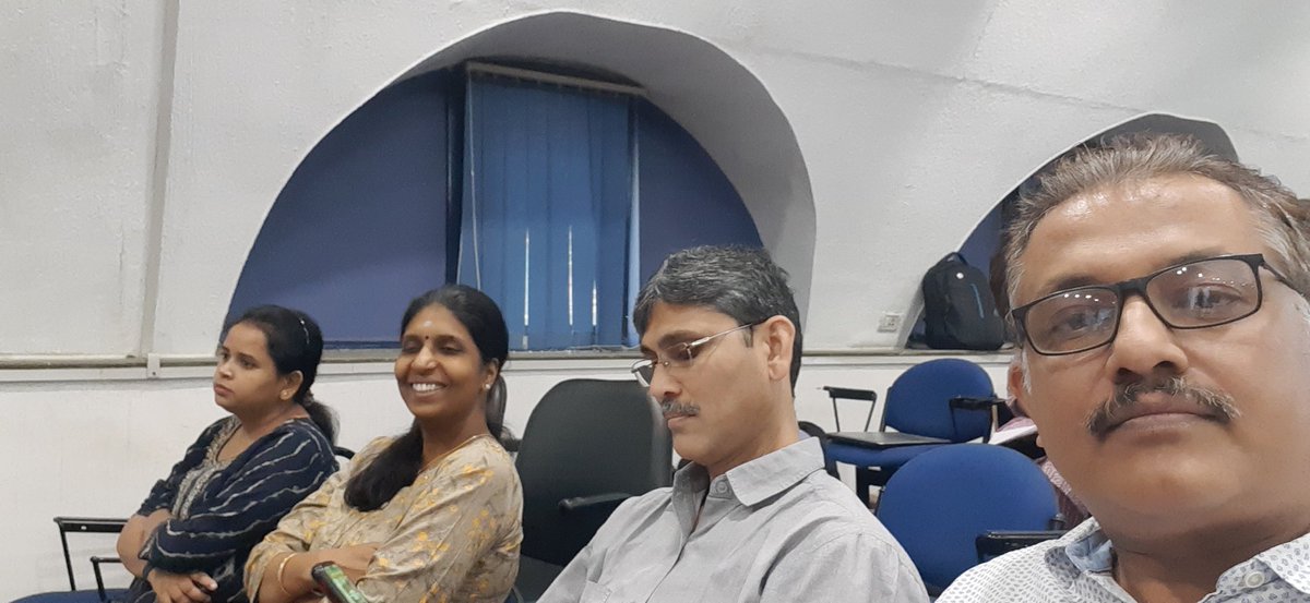 vadodara_csc's tweet photo. Presentations on #chemitry and its application #appliedcemistry in Industries to #environmentalsecurity #climatechange @GujScienceCity @GUJCOST @InfoGujcost @narottamsahoo @Punam_Bhargava @pavitshah #NCCT #ACT https://t.co/0gSzFtDnns