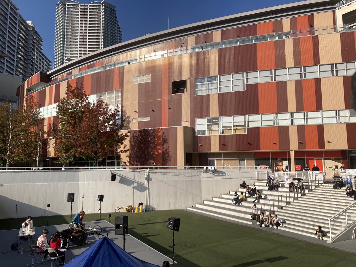 2s_0116's tweet photo. 今日は豊洲でお仕事…
夕方まで中空きになったので、２週間前にイベントをやった場所へ聖地巡礼！？
イベントやってました😮 https://t.co/nyBbxKRwSh