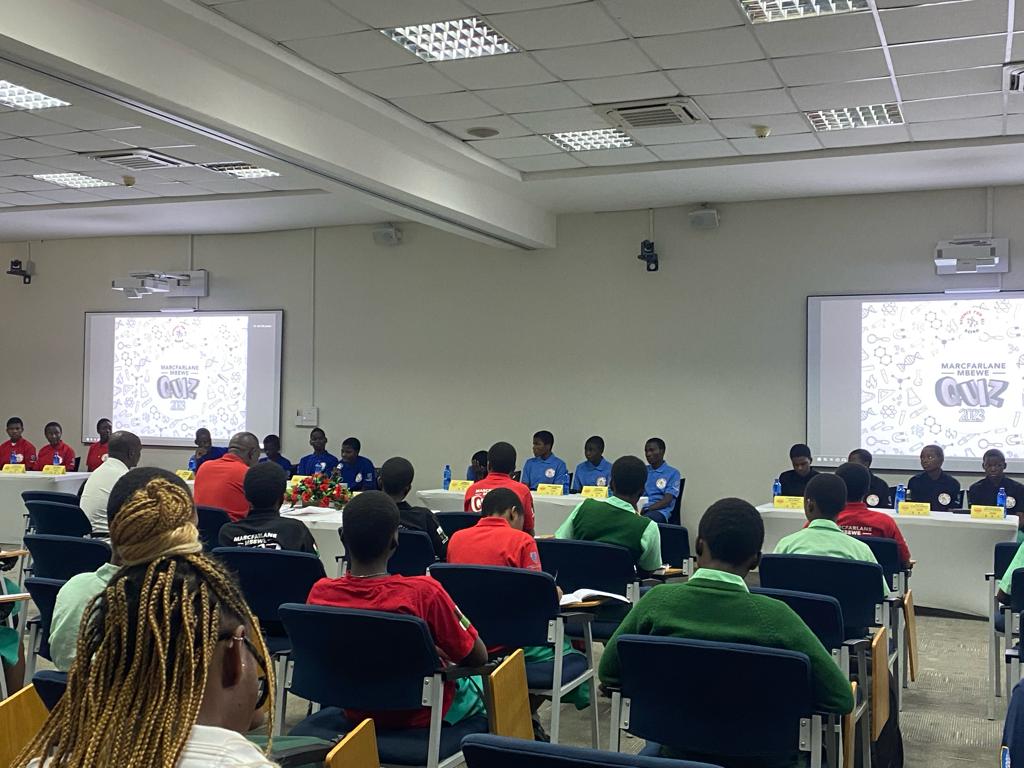 Sci4O_mlw's tweet photo. The quiz event is in full swing, and the energy is electrifying 🧪🔬🔭#ItsToday #Sci40 #marcfarlanembewequiz https://t.co/4otOw7RNmv