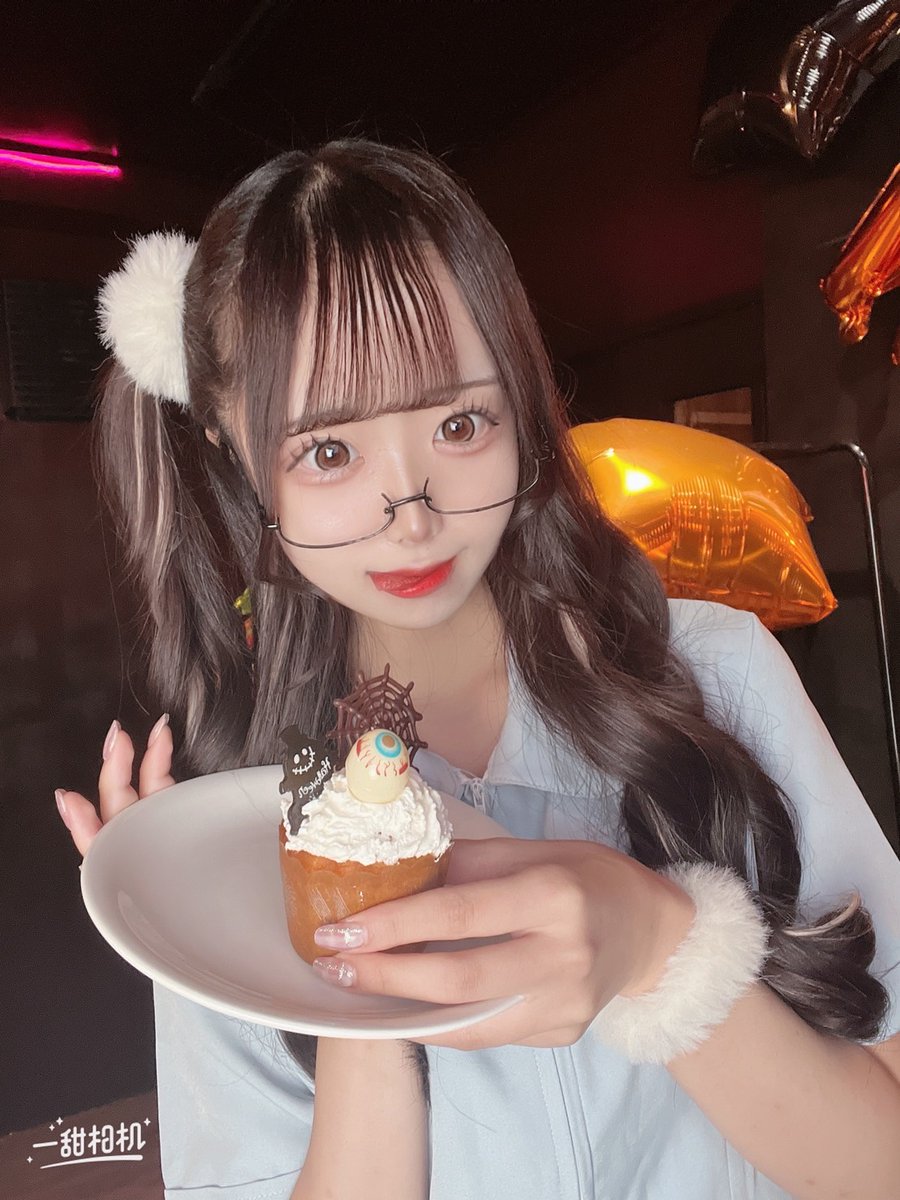 ハロウィン限定お絵かきマフィン🎃

画像は @_miru__zZ