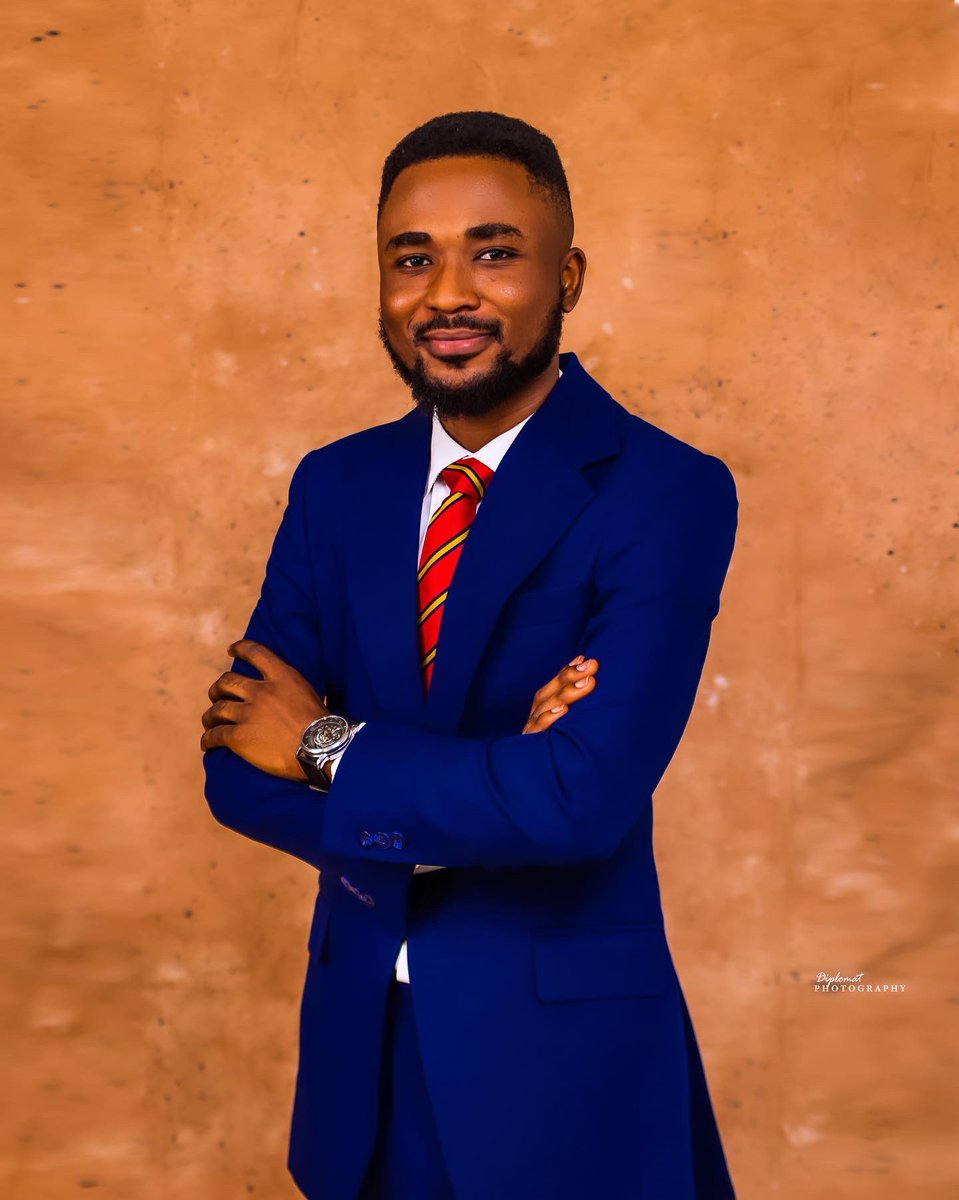 IbitoyyeGbenga's tweet photo. What feels like the end is often the beginning. 

Next stop; world domination.

#classof21 convocation in 2023, 
Jesus is King! 👑
#unilorin #graduates https://t.co/BSmwCjL3th