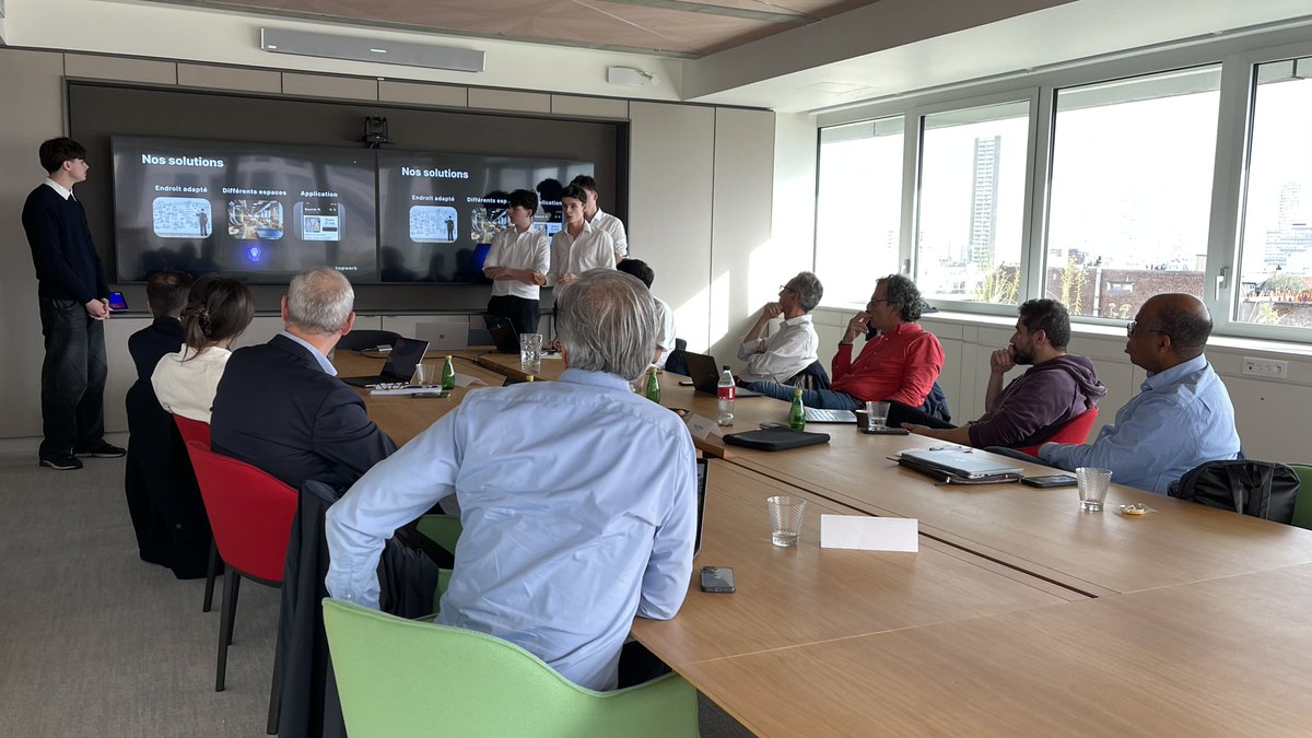 NEOMA Business School tweet media