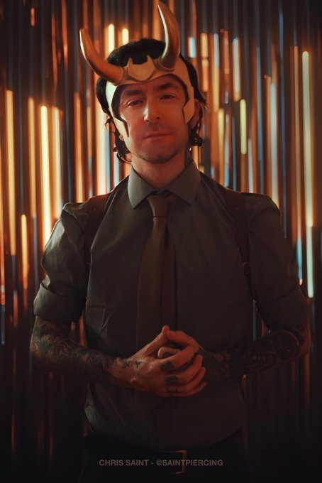 #Loki outfit from tonight https://t.co/IE9JnyNaqA<a href="/tag/loki"class="tags">#Loki</a>