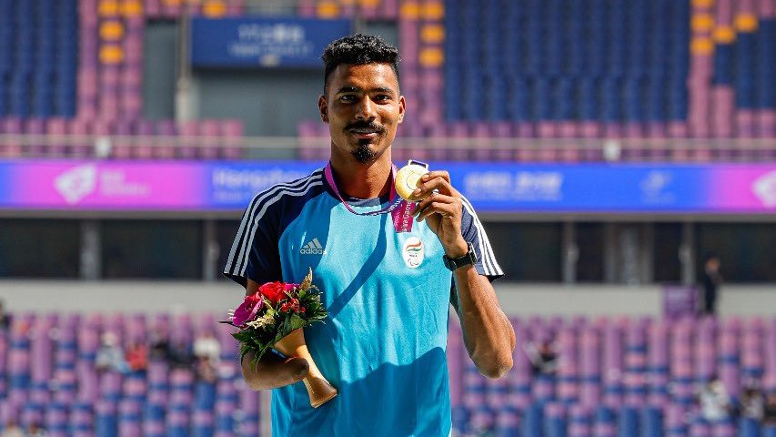 ShyamSportsGuy's tweet photo. EVERY. SINGLE. INDIAN. 🇮🇳. MEDALLIST. AT. THE. PARA. ASIAN. GAMES. 👏🏽

Because they rightfully deserve the recognition.

🥇 Sumit Antil [Javelin, F64] - WORLD RECORD
🥇 Sundar Singh Gurjar [Javelin, F46] - WORLD RECORD
🥇 Sheetal Devi [Archery, Women's Compound Open]
🥇 Pramod Bhagat [Badminton, Men's Singles SL3]
🥇 Avani Lekhara [R2 10m Air Rifle Stand - SH1]
🥇 Prachi Yadav [Canoe-KL2]
🥇 Dharmaraj Solairaj [Long Jump, T64]
🥇 Nishad Kumar [High Jump - T47]
🥇 Haney [Javelin, F37]
🥇 Ankur Dhama [1500m, T11]
🥇 Ankur Dhama [5000m - T11]
🥇 Sheetal & Rakesh [Archery, Mixed Team Compound Open]
🥇 Sidhartha Babu [Shooting, R6 Mixed 50m Rifle Prone SH1]
🥇 Suhas Yathiraj [Badminton, Men's Singles SL4]
🥇 Rakshita Raju [1500m, T11]
🥇 Nimisha [Long Jump, T47]
🥇 Sachin Khilari [Shot Put, F46]
🥇 Pranav Soorma [Club Trow - F51]
🥇 Shailesh Kumar [High Jump - T63]
🥇 Deepthi Jeevanji [400m-T20]
🥇 Neeraj Yadav [Discus Throw - F54/55/56]
🥇 Praveen Kumar [High Jump - T64]
🥇 Raman Sharma [1500m, T38]
🥇 Thulasimathi Murugesan [Badminton, Women's Singles SU5]
🥇 Nitesh Kumar and Tarun Dhillon [Badminton, Men's Doubles SL3/SL4]
🥇 Dilip Mahadu Gavit [400m - T47]
🥇 Ashwin, Darpan & Soundarya [Chess - Men's Team B1]
🥇 Neeraj Yadav [Javelin Throw - F55]
🥇 Darpan Inani [Chess, Men's B1]

🥈 Prachi Yadav [Canoe - Women's VL2]
🥈 Krishna Nagar [Badminton, Men's Singles SH6]
🥈 Rudransh Khandelwal [Mixed 50m Pistol - SH1]
🥈 Rudransh Khandelwal [Para Shooting, P1 Men's 10m Air Pistol]
🥈 Simran [100m-T12]
🥈 Simran [200m-T12]
🥈 Bhagyashri Madhavrao Jhadav [Shot Put, F34]
🥈 Mariyappan Thangavelu [High Jump - T63]
🥈 Ajay Kumar [400m-T64]
🥈 Pooja [Discus Throw, F54/55]
🥈 Sheetal & Sarita [Archery, Doubles Compound Open]
🥈 Dharambir [Club Trow - F51]
🥈 Zainab Khatoon [Powerlifting, 61kg]
🥈 Rinku Hooda [Javelin, F46]
🥈 Sharath Shankarappa Makanahalli [1500m, T13]
🥈 Lalitha Killaka [1500m, T11]
🥈 Rakesh & Suraj [Archery, Doubles Compound Open]
🥈 Soman Rana [Shot Put, F56/57]
🥈 Kapil Parmar [Judo - 60kg J1]
🥈 Ram Pal [High Jump - T47]
🥈 Monu Ghangas [Discus Throw - F11]
🥈 Narayana & Anita [Canoe, Mixed Double Sculls PR3]
🥈 Nitesh Kumar [Badminton, Men's Singles SL6]
🥈 Ravi Rongali [Shot Put - F40]
🥈 Rakesh Kumar [Archery, Men's Individual Compound]
🥈 Pradeep Kumar [Javelin, F54]
🥈 Yogesh Kathuniya [Discus Throw - F54/55/56]
🥈 Parmod [Men's 1500m - T46]
🥈 Raj Kumar and Chirag Baretha [Badminton, Men's Doubles SU5]
🥈 Kumar Pradhan Soundarya [Chess, Men's Individual Rapid VI-B1]
🥈 Manasi Joshi and Thulasimathi Murugesan [Badminton, Women's Doubles SL3-SU5]

🥉 Ekta Bhyan [Club Throw-F51, Games Record]
🥉 Bhavina Patel [Table Tennis Singles, Class 4]
🥉 Manish Kaurav [Canoe-KL3]
🥉 Nithya Sre [Badminton, Women's Singles SH6]
🥉 Gajendra Singh [Canoe-VL2]
🥉 Pushpendra [Javelin, F64]
🥉 Ajeet Singh [Javelin, F46]
🥉 Unni Renu [High Jump - T64]
🥉 Manisha & Pramod [Badminton MD, SL3-SU5]
🥉 Sukant Kadam [Badminton Singles, SL4]
🥉 Nithya Sre [Badminton Singles, SH6]
🥉 Manisha Ramadass [Badminton Singles, SU5]
🥉 Sivarajan & Krishna [Badminton Men's Doubles, SH6]
🥉 Manisha & Mandeep [Badminton WD, SL3/SU5]
🥉 Shreyansh Trivedi [200m, T37]
🥉 Shreyansh Trivedi [100m, T37]
🥉 Rohit Kumar [Shot Put, F46]
🥉 Thulasimathi & Nitesh [Badminton MD, SL3-SU5]
🥉 Nithya & Sivarajan [Badminton MD, SH6]
🥉 Nithya & Rachana [Badminton, WD SH6]
🥉 Harvinder & Sahil [Archery, Doubles Recurve Open]
🥉 Adil & Naveen [Archery, Doubles W1 Open]
🥉 Monu Ghangas [Shot Put - F11]
🥉 Muthuraja [Shot Put, F55]
🥉 Muthuraja [Discus Throw - F54/55/56]
🥉 Sandeep Dangi [Table Tennis Singles, Class 1]
🥉 Narayan Thakur [200m, T35]
🥉 Narayan Thakur [100m - T35]
🥉 Amit Saroha [Club Throw - F51]
🥉 Manasi Joshi [Badminton Singles, SL3]
🥉 Mandeep Kaur [Badminton Singles, SL3]
🥉 Vaishnavi Puneyani [Badminton Singles, SL4]
🥉 Raj Kumari [Powerlifting, 61kg]
🥉 Aruna Tanwar [Taekwondo - 47kg K44]
🥉 Kokila [Judo - 48kg J2]
🥉 Balwant Singh Rawat [1500m, T13]
🥉 Hotozhe Dena Hokato [Shot Put, F56/57]
🥉 Himanshi Rathi [Chess, Women's Standard]
🥉 Pooja [1500m - T20]
🥉 Tek Chand [Javelin Throw - F55]
🥉 Ashwin Makwana [Chess, Men's B1]
🥉 Kishan Gangoli [Chess, Men's B2]
🥉 Aryan, Kishan and Somendra [Chess, Men's Team B2]
🥉 Laxit [Javelin, F54]
🥉 Lakshmi [Discus Throw, F37/38]
🥉 Rakesh Bhaira [1500m - T46]
🥉 Manu [Shot Put, F37]
🥉 Ashok [Powerlifting - Men's 65kg]
🥉 Suyash Jadhav [Swimming, Men's 50M Butterfly S7]
🥉 Manish Narwal [Shooting, P1 Men's 10m Air Pistol]
🥉 Francis Rubina [Shooting, P2 - Women's 10m Air Pistol SH1]

https://t.co/t3J4L5SKTT

#HangzhouAsianParaGames | #AsianParaGames | #ParaAsianGames