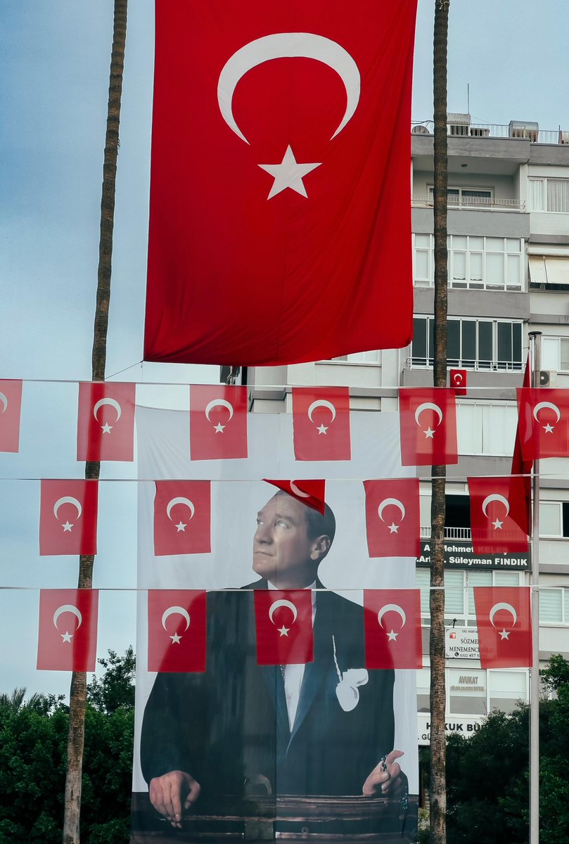 Cumhuriyet’imizin 100. Yılında Adana’yı bayraklarla donattık 🇹🇷

Yaşasın Cumhuriyet 🇹🇷