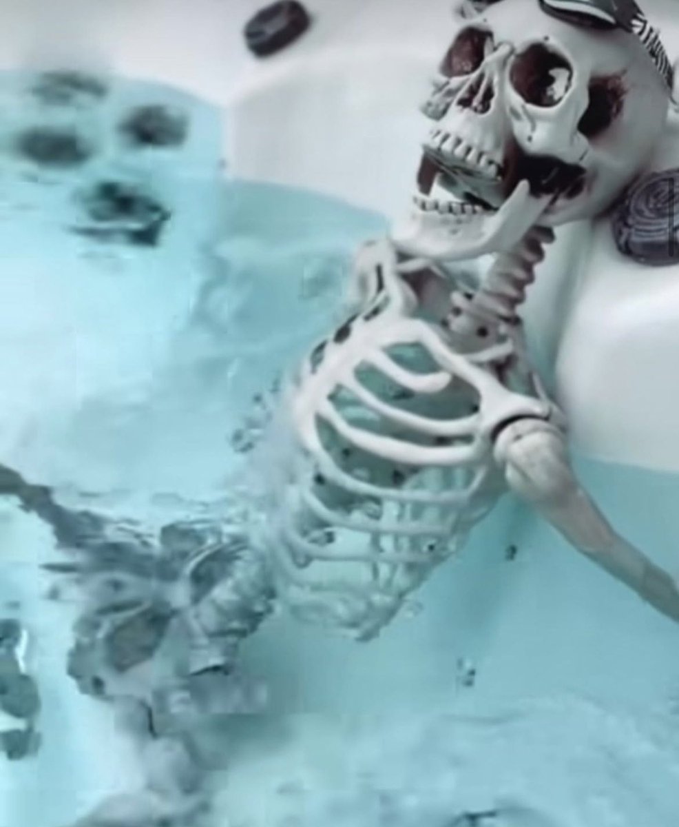 Are you ready for Halloween 🩻

#ourpoolstore #HappyHalloween #hottubsupply #halloween