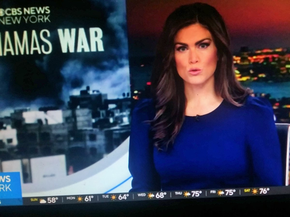 AnnaTorres033's tweet photo. 2 Great &amp; Very Hot NY Anchor Moms Andrea Today &amp; Jess Last Sunday! Both Wearing Dark Blue &amp; Flowers &amp; Dark Purple Color Dresses! Both Moms Looking Very Nice! @AndreaGrymesTV 🔵🌸 @JessicaMooreTV 🟣🟣 https://t.co/Aewe2sMOU6