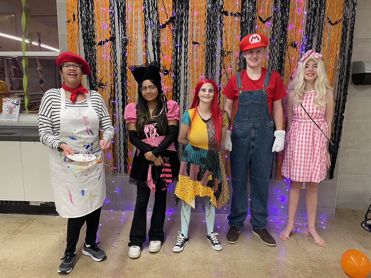 Mr. Schmidtknecht tweet media