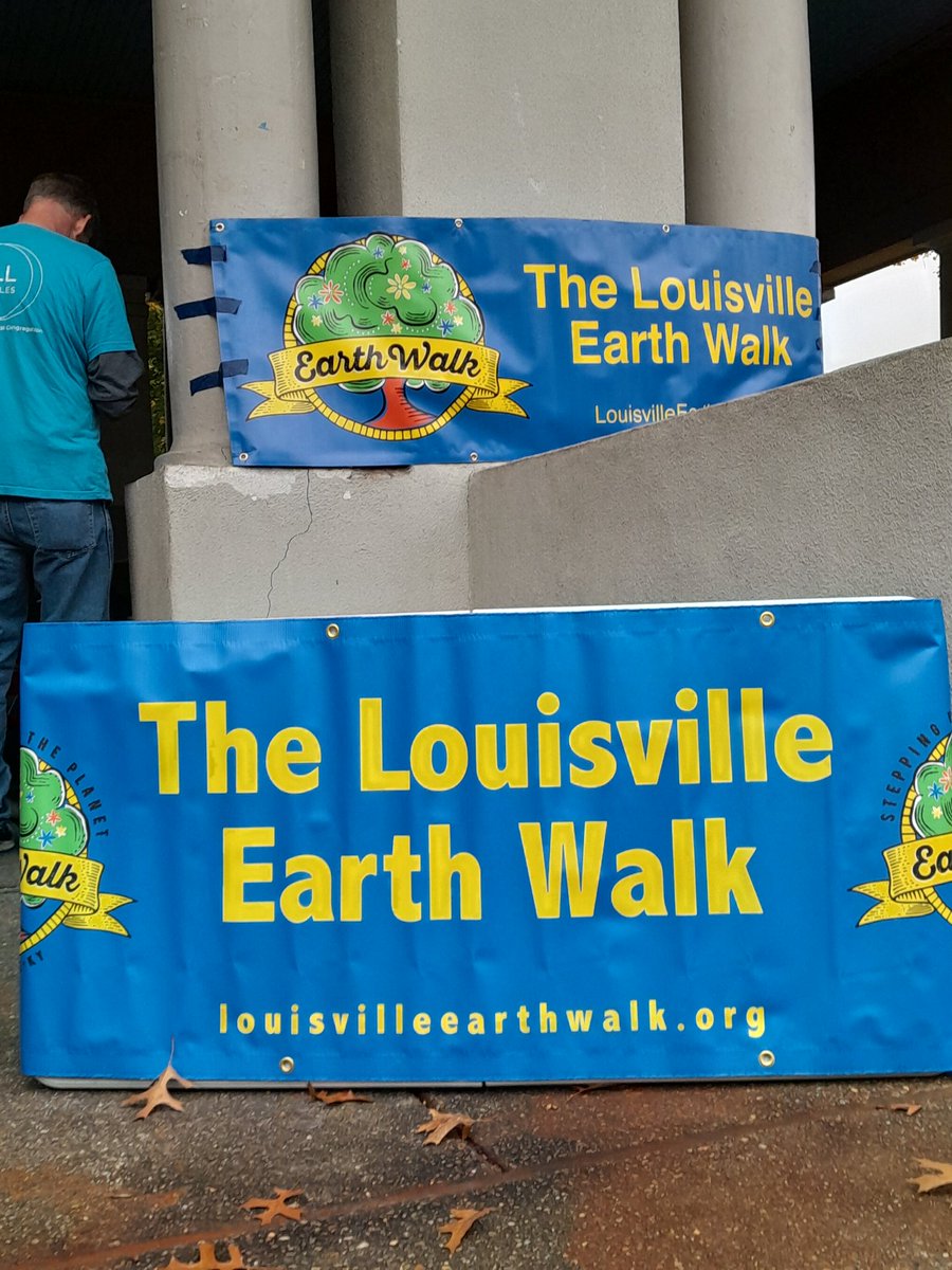 helptheair's tweet photo. Louisville Earth Walk this morning.  🌎 https://t.co/V4KqIi81g7