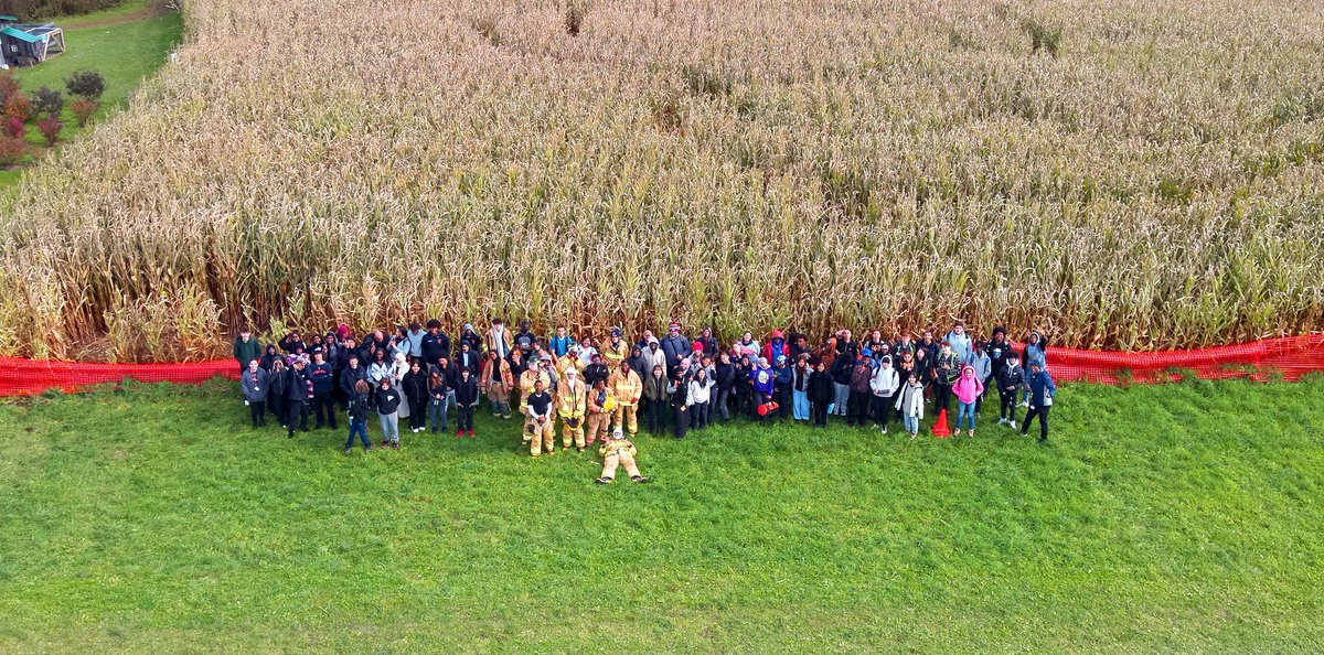 2023 Search & Rescue Field Trip at Springside Farms in Fabius, NY! PSLA CTE Programs Featured: ✈️RPAS 🌍Geospatial Technology 🚔Law Enforcement 🚒Fire & Rescue 🚑EMT 🔍Forensic Science @PSLAatFowler @SyracuseSchools @SCSDCTE Photo courtesy of: @Psla_Rpas