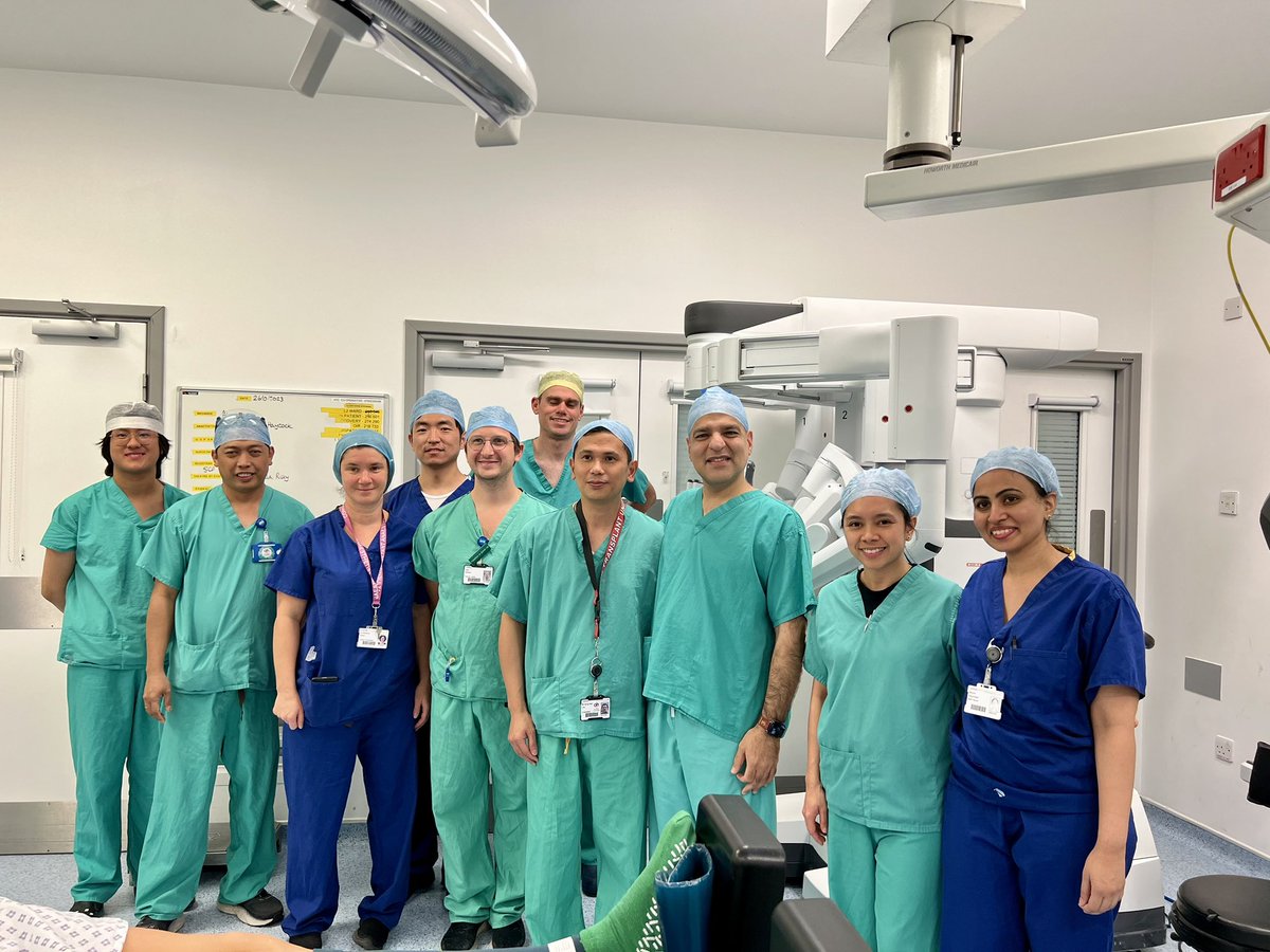 After signing off Oxford, I start proctoring Robotic HPB at Cambridge. Grateful for the incredible privilege of starting 10th HPB centre on the robot @GBIHPBAnews @asgbi @IntuitiveSurg @ALSGBandI @Augishealth @roux_group @IHPBA @nhsuhcw