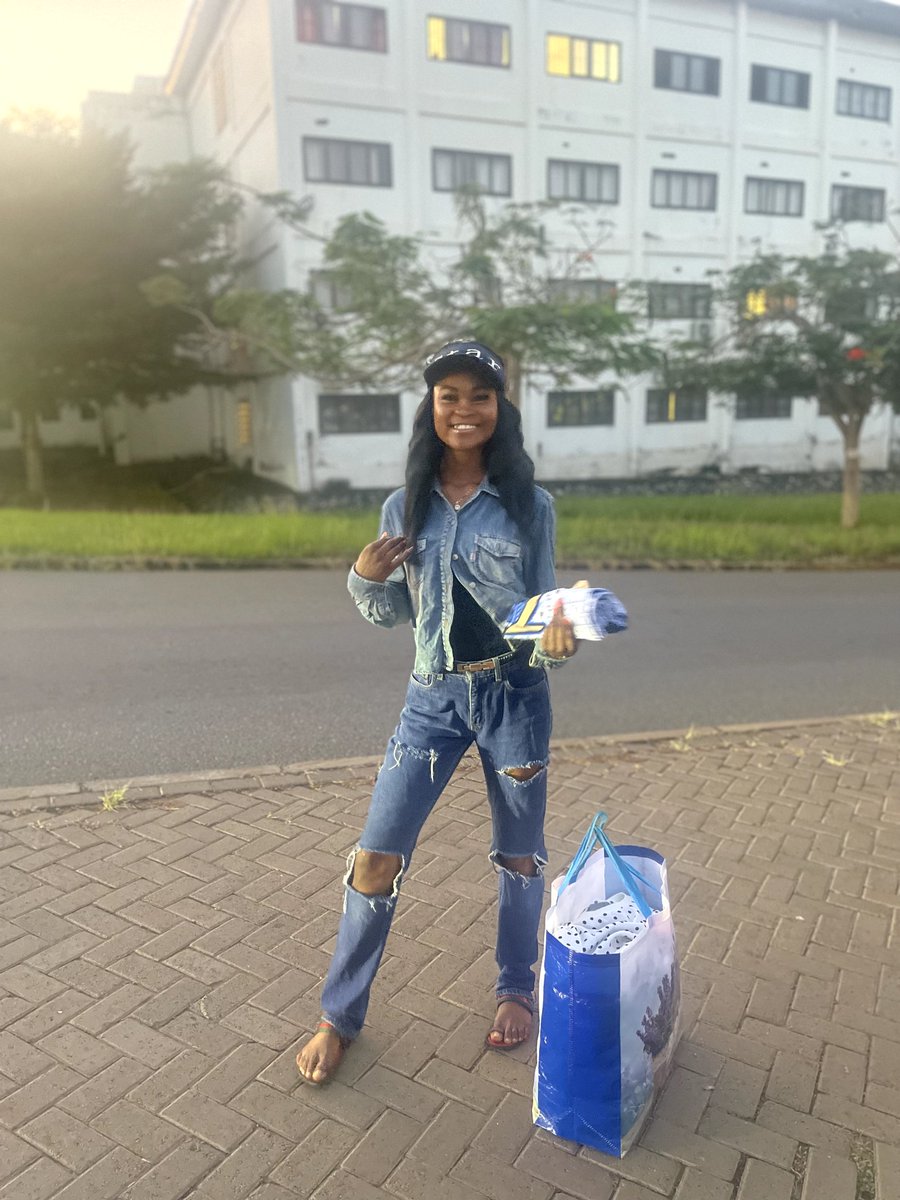 hisroyaleunice's tweet photo. @AnthonyDzamefe Hiiiii @AnthonyDzamefe it worked!! 🥺thank you for using your platform to help people like us 🫠Heart is full of gratitude. @lookisbobby1 you made it possible 👏 Here's a photo of me after lectures, vending door to door on UG campus with some undergarments in my bag. My estore is https://t.co/AFHWGDviVa