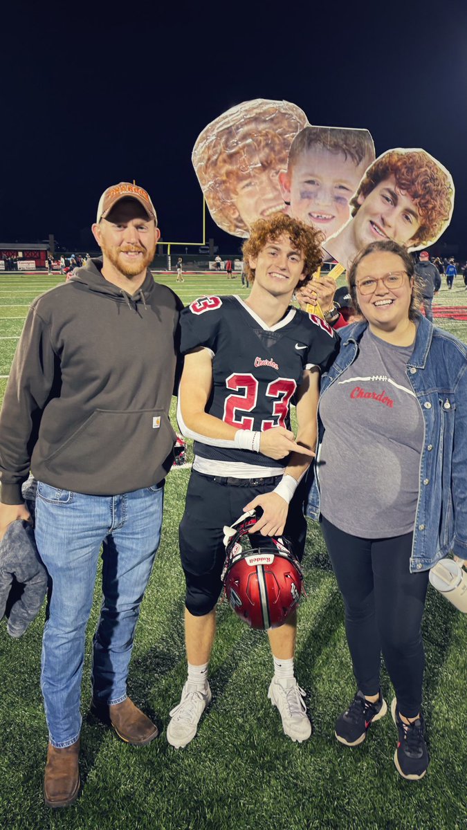Ma_maruna3's tweet photo. I’m going to miss this ❤️🏈🖤 congratulations on a fabulous WIN! https://t.co/n51pO8W2gK