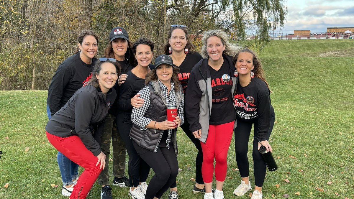 Ma_maruna3's tweet photo. I’m going to miss this ❤️🏈🖤 congratulations on a fabulous WIN! https://t.co/n51pO8W2gK