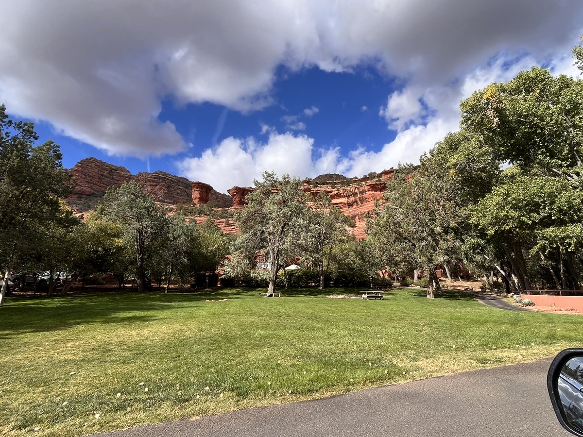 TimCarrigan's tweet image. Morning coffee in Sedona with a great view!  @spann