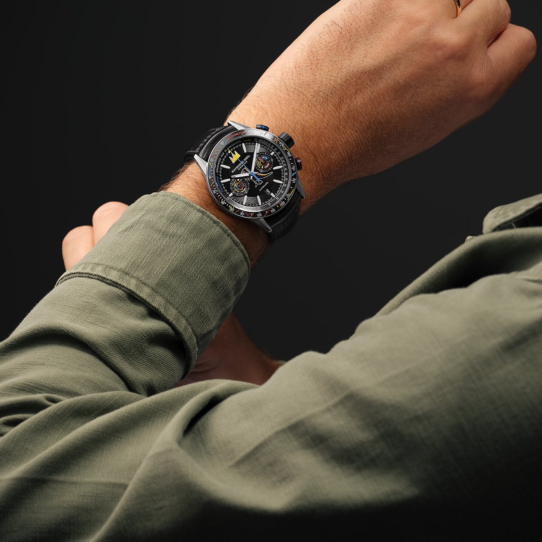 raymondweil's tweet photo. Freelancer Basquiat Special Edition.
The bi-compax chronograph recessed counters and skeleton discs carry artistic depth.
Discover: https://t.co/ezhPEVNAlo
#RAYMONDWEIL #PrecisionMovements #RWBasquiat #RWArtIcons #RWFreelancer #SwissMade #AutomaticWatch #Bicompax https://t.co/Hriyp3kgdC