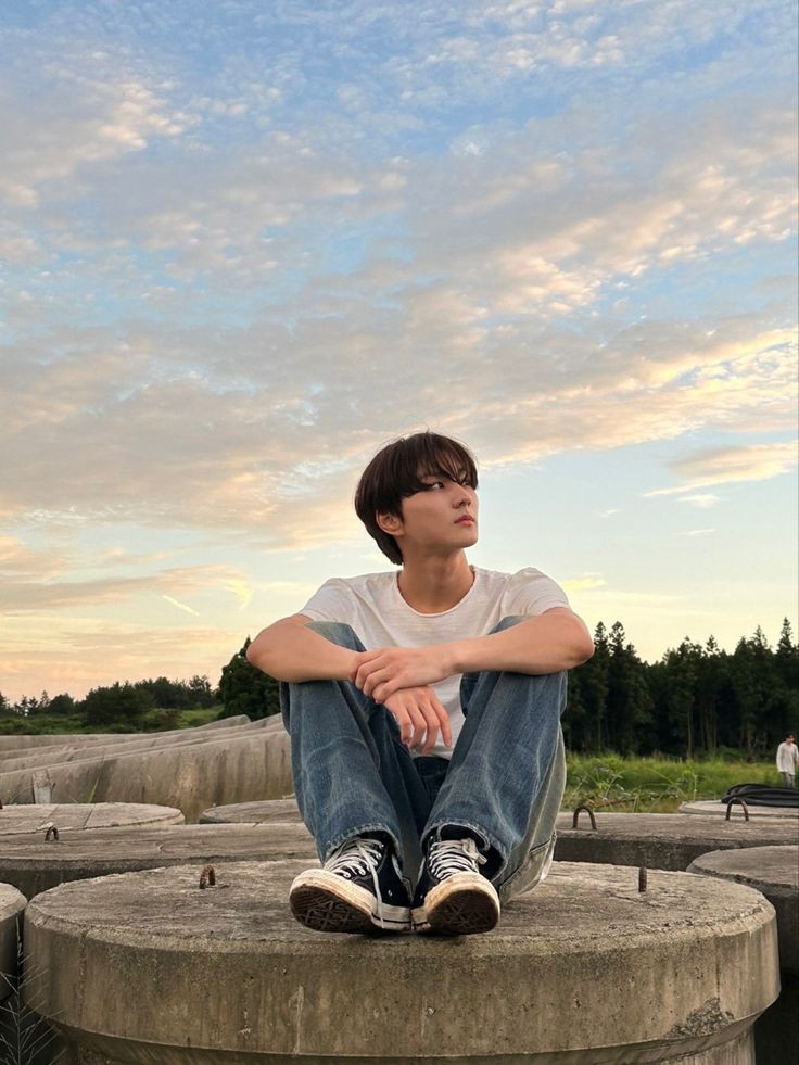 chocolatestrabw's tweet image. [🌻💛]
Looking for #interactivemoots or
#kpopmoots !

-xy, xvy , filo
-she, her
-taurus, introvert
-engene, moa , once , stay, bunnies, dives , le serrafim and etc.
-any fandom is welcomed

Also looking for a oomfie! :((

♡/↻ are very much appreciated/to boost

Thankyou!
[🌻💛]